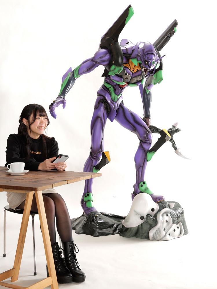 EVA 01