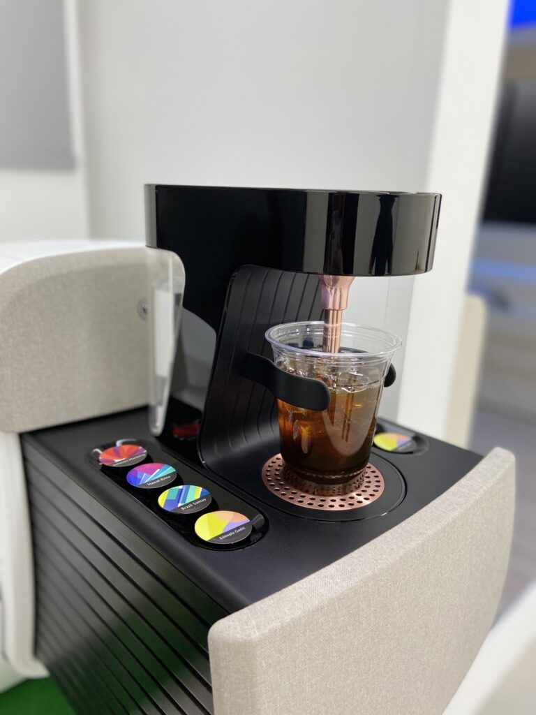 ONIQ Concept Cabin