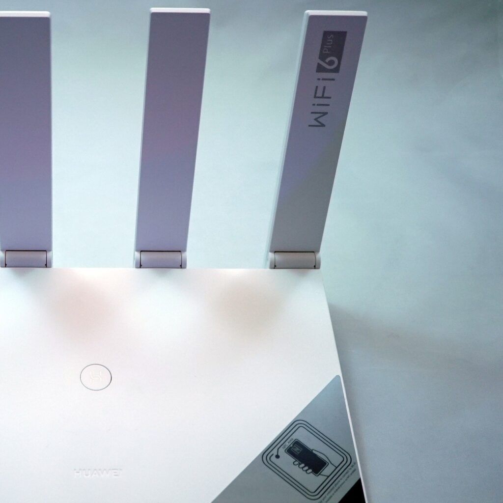 Huawei WiFi AX3