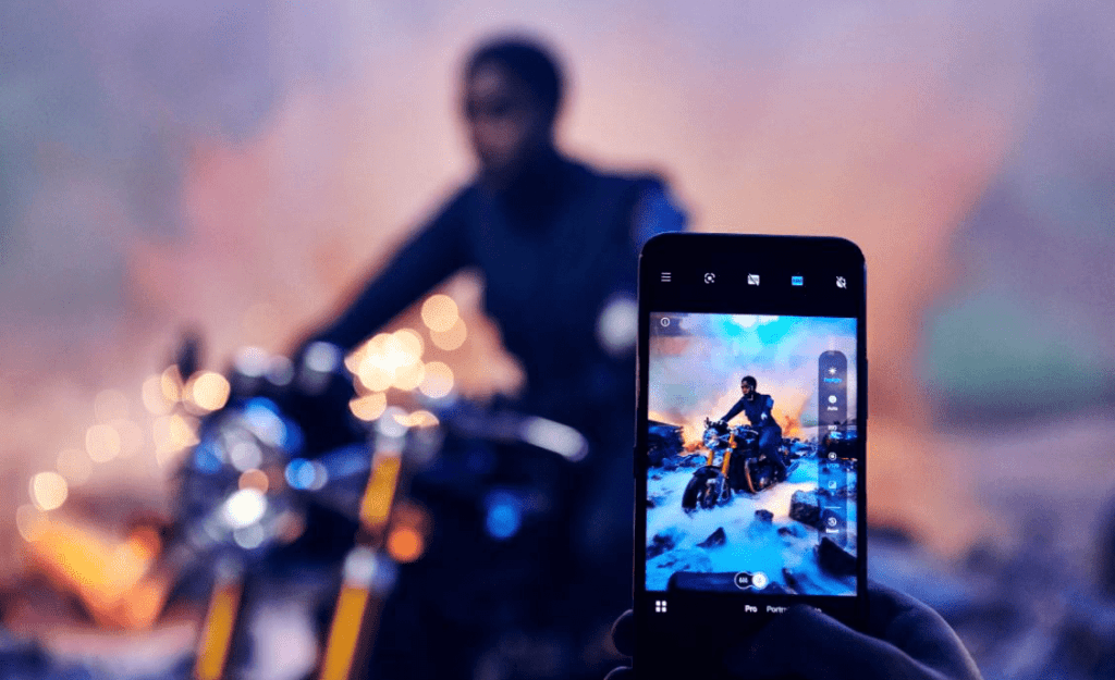 La agente 00, Nomi, es capturada desde  un smartphone Nokia