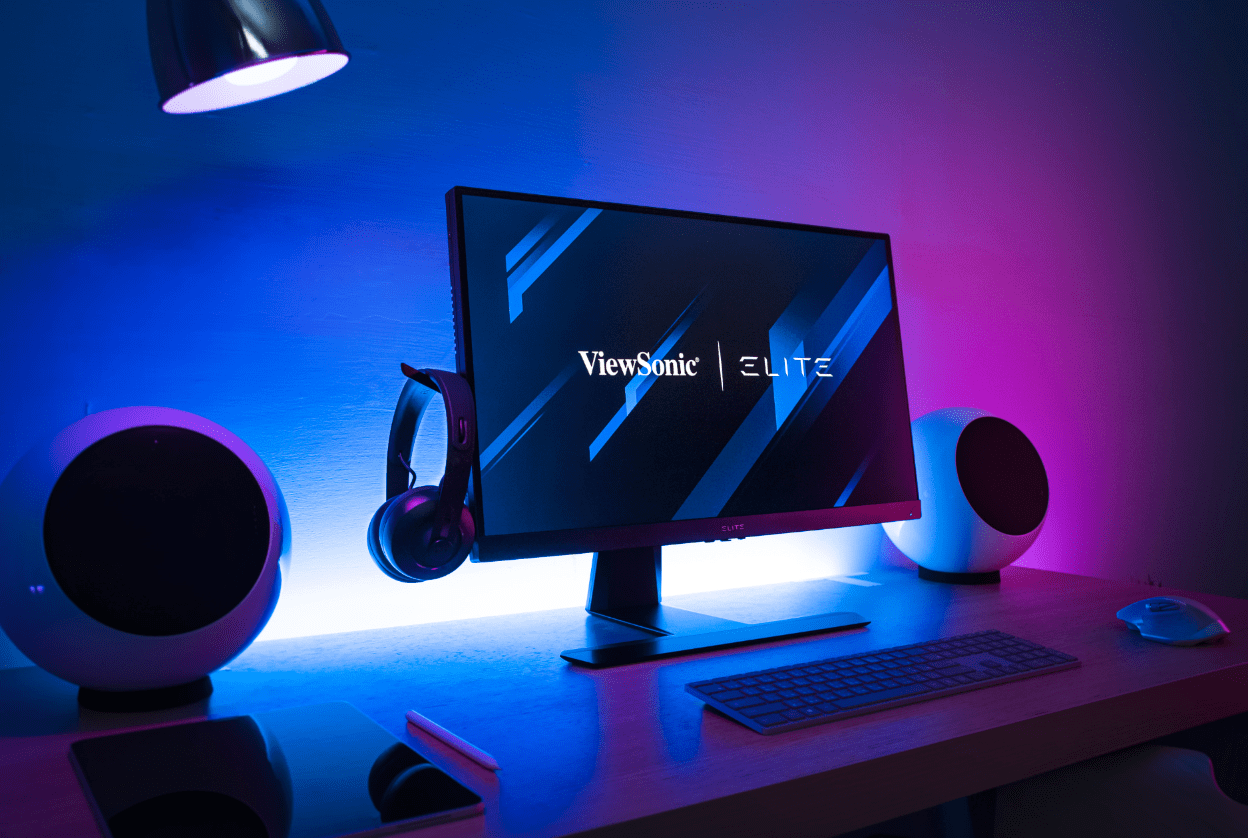 Image default