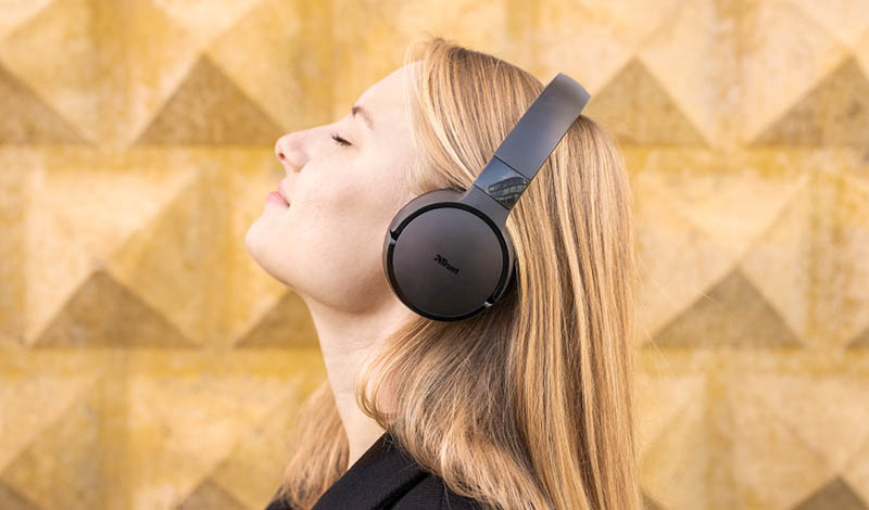 audifonos trust