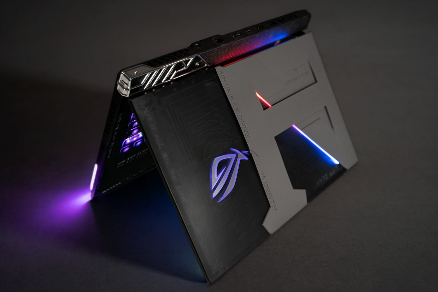 Image default