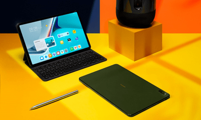 Huawei MateView tres pantallas