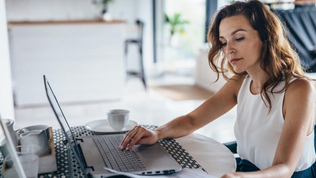 Tecmilenio y Bedu entorno laboral