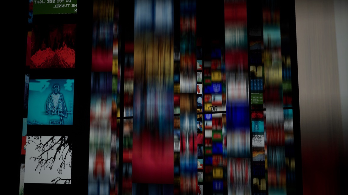 Image default