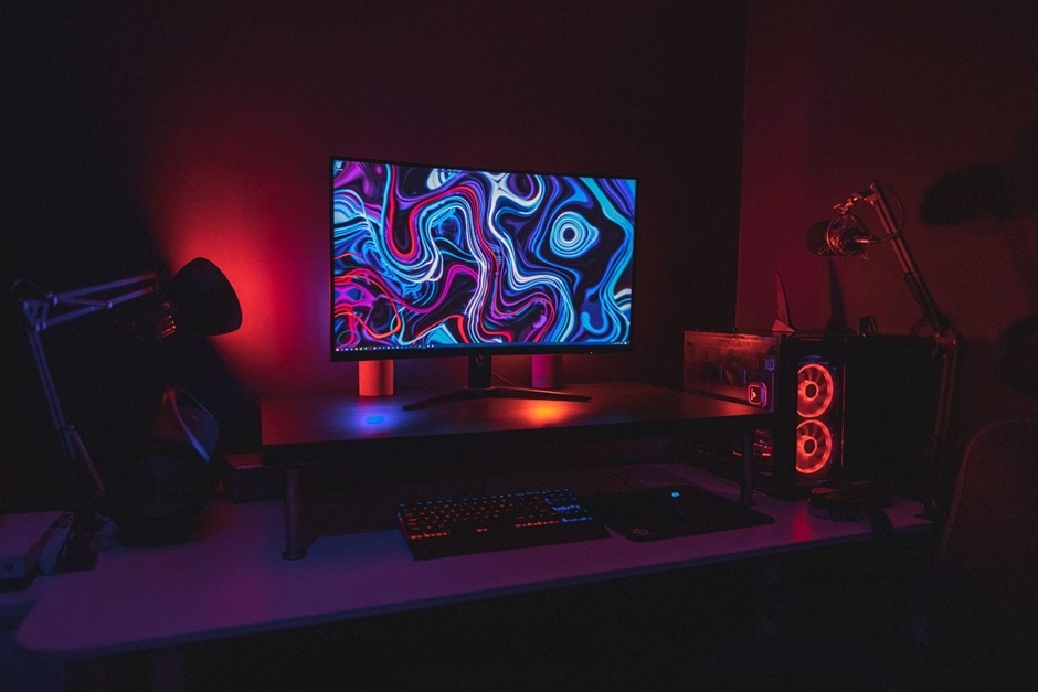 Image default