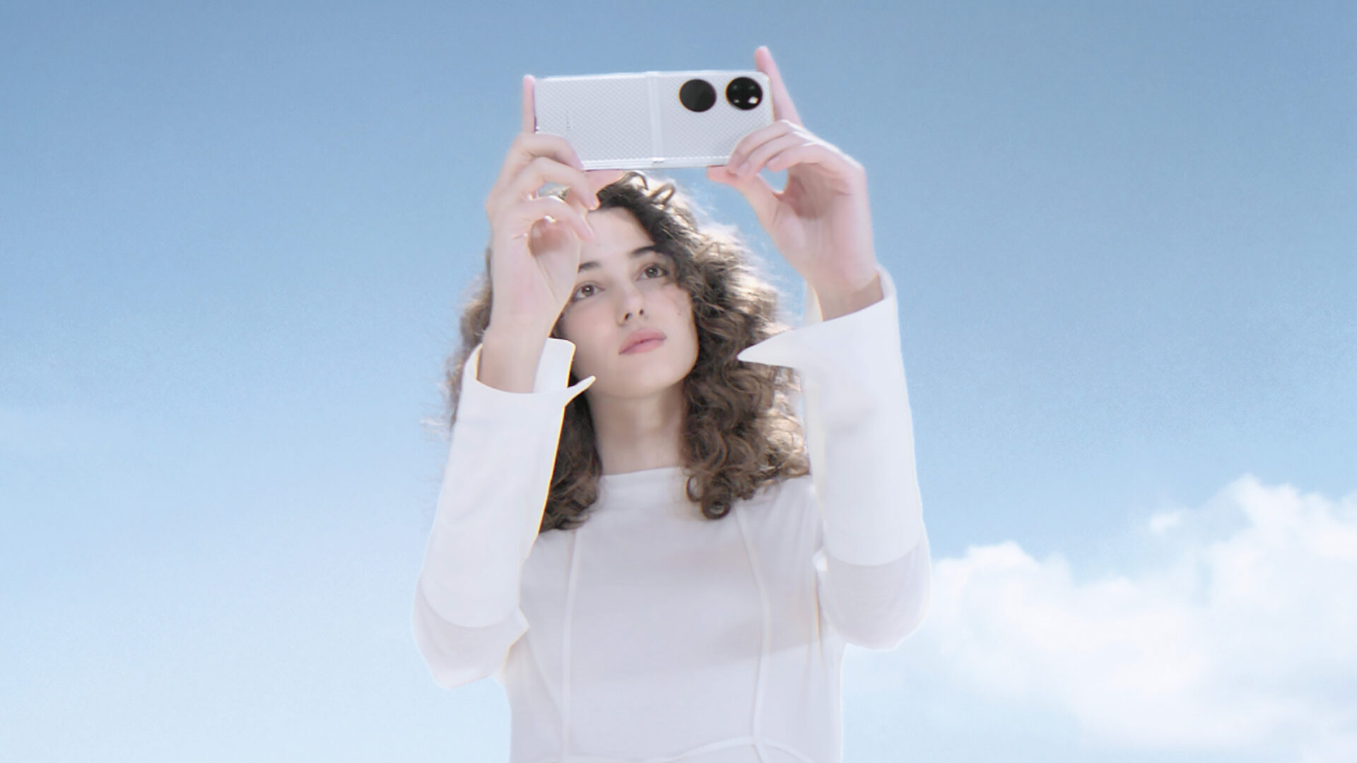 Image default