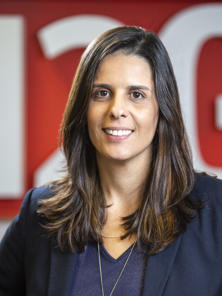 mujer tecnología