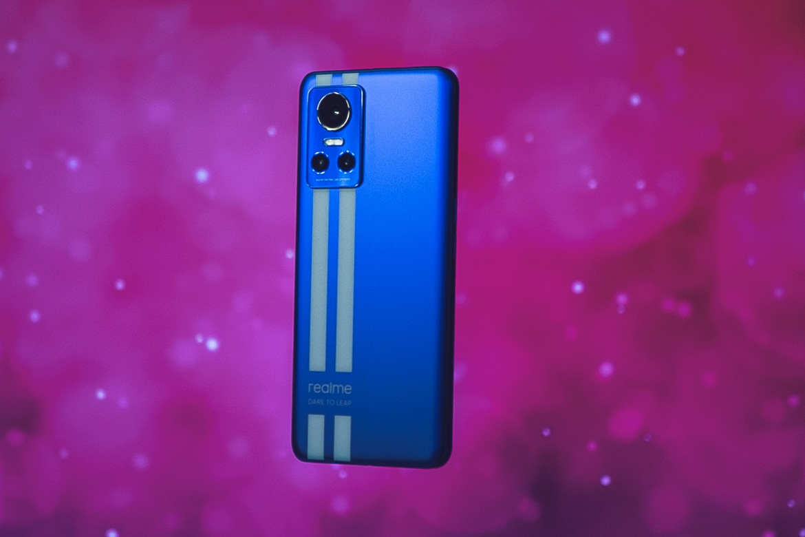 Image default