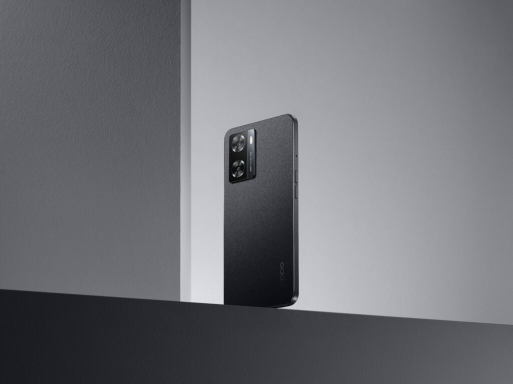 Oppo A77
