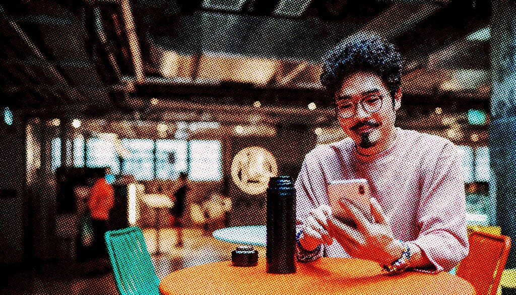 mixed media twitter