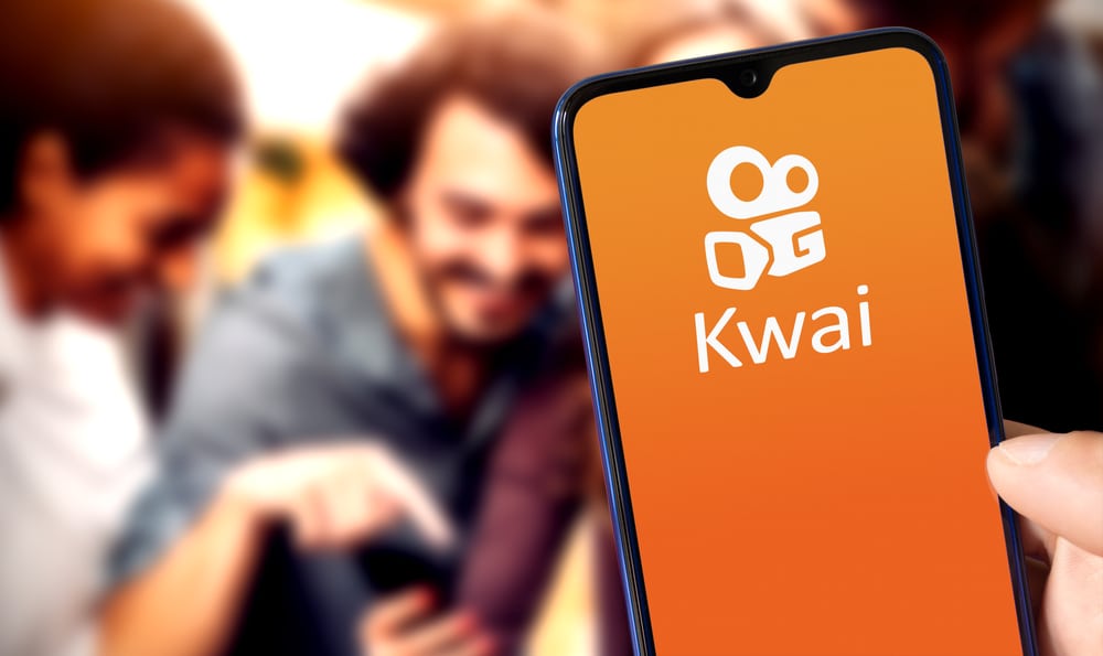 Image default