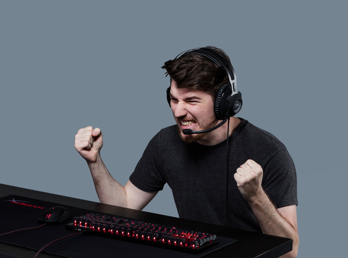 Image default