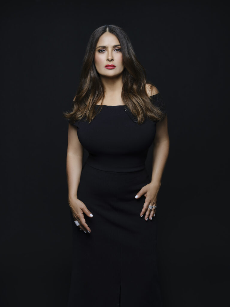 Salma Hayek para Seesaw Monster