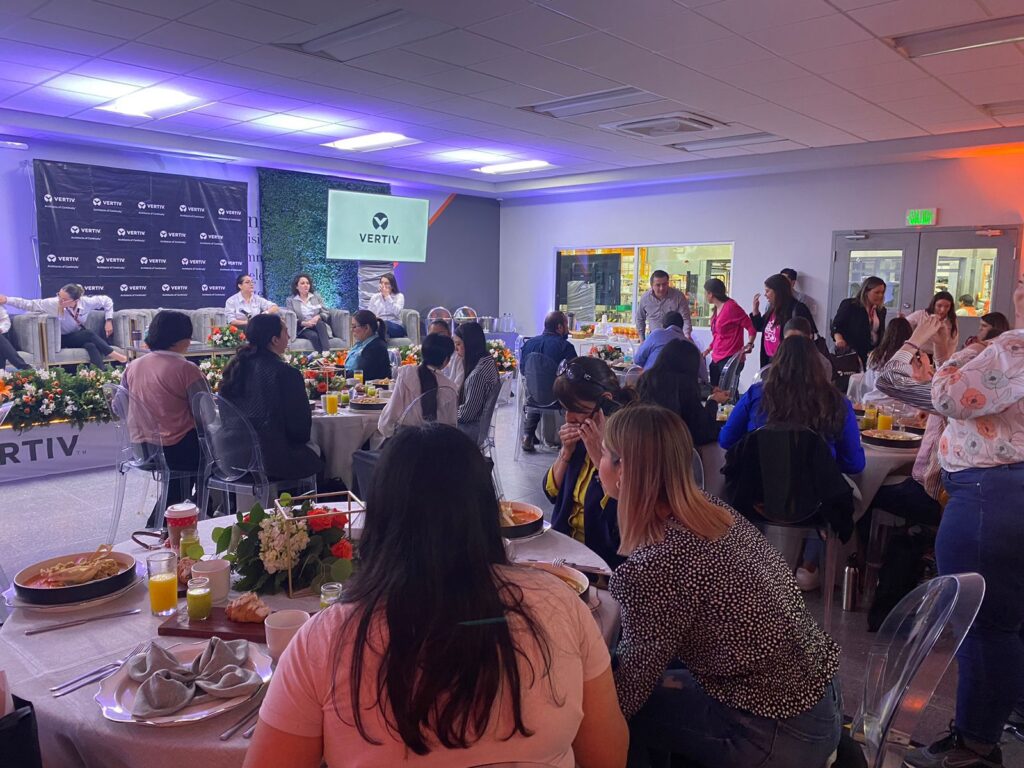 Vertiv Día Internacional de la Mujer