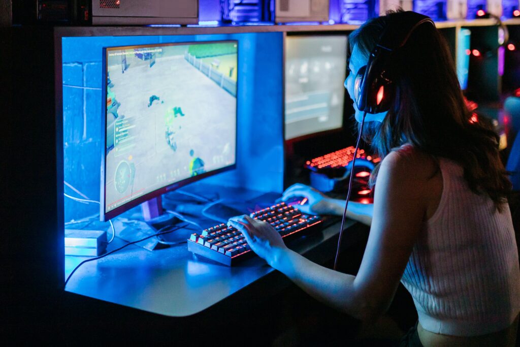 beneficios de los videojuegos en el desarrollo de los jóvenes
