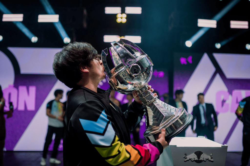 Movistar R7 Campeón
