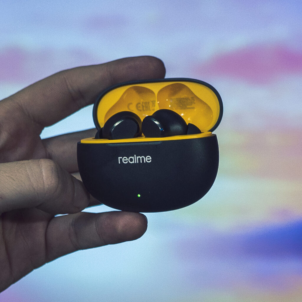 Realme buds T100 3