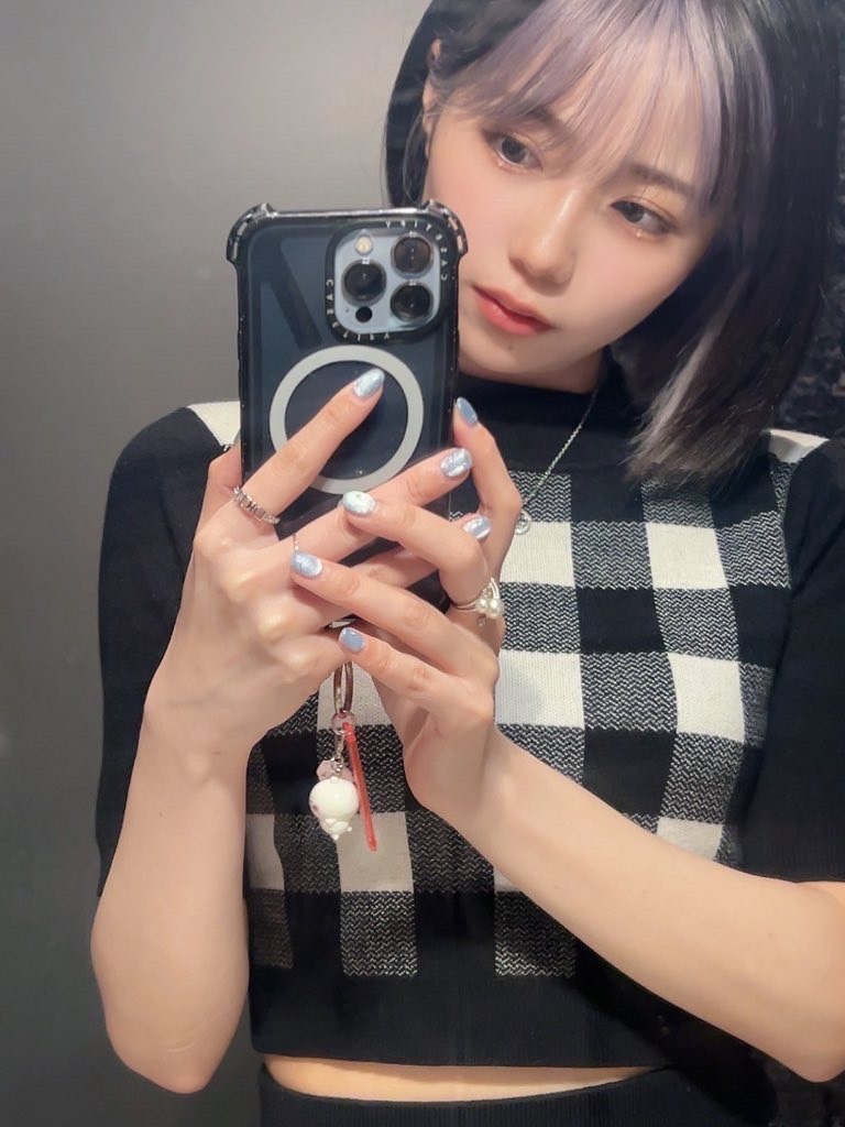 Cosplayer Hikari Hinata influencer