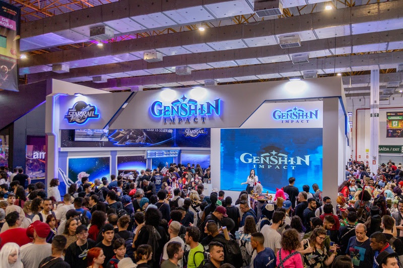 Image default