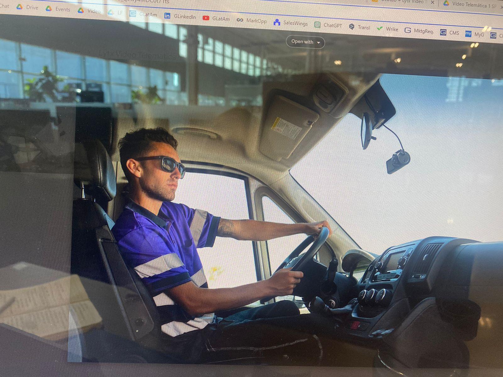 Image default