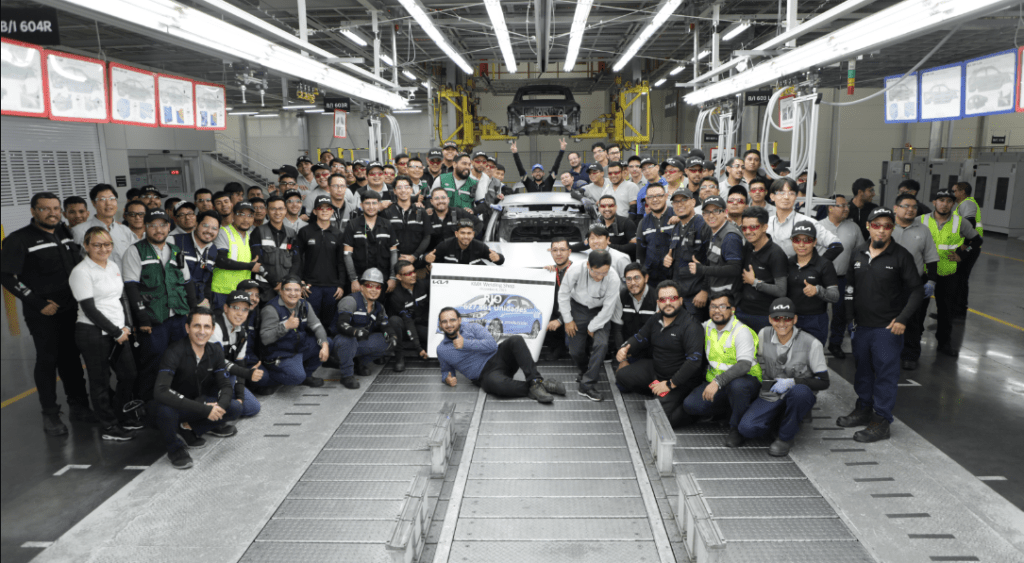 kia rio producción méxico