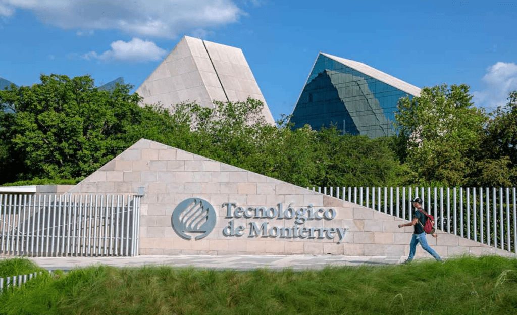 Tec monterrey era IA