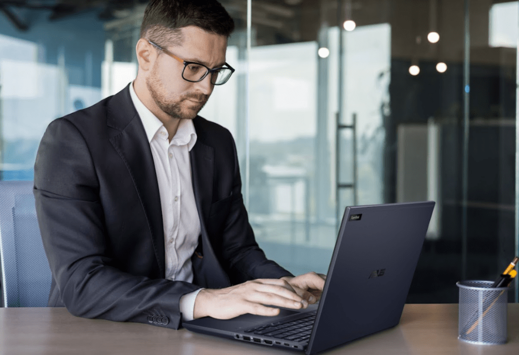 ces 2024 asus expertbook