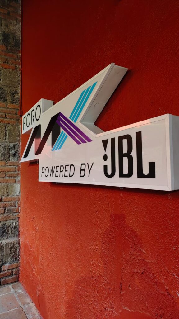 JBL Six Flags