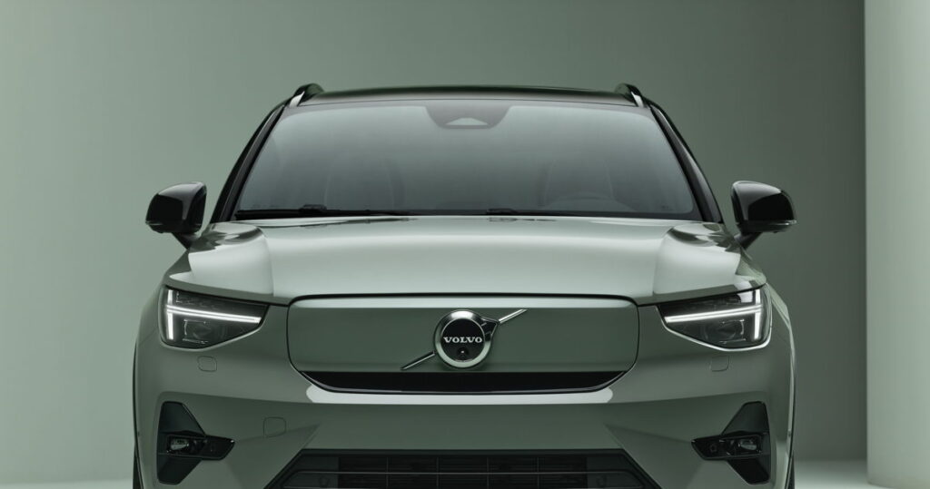Volvo EX40