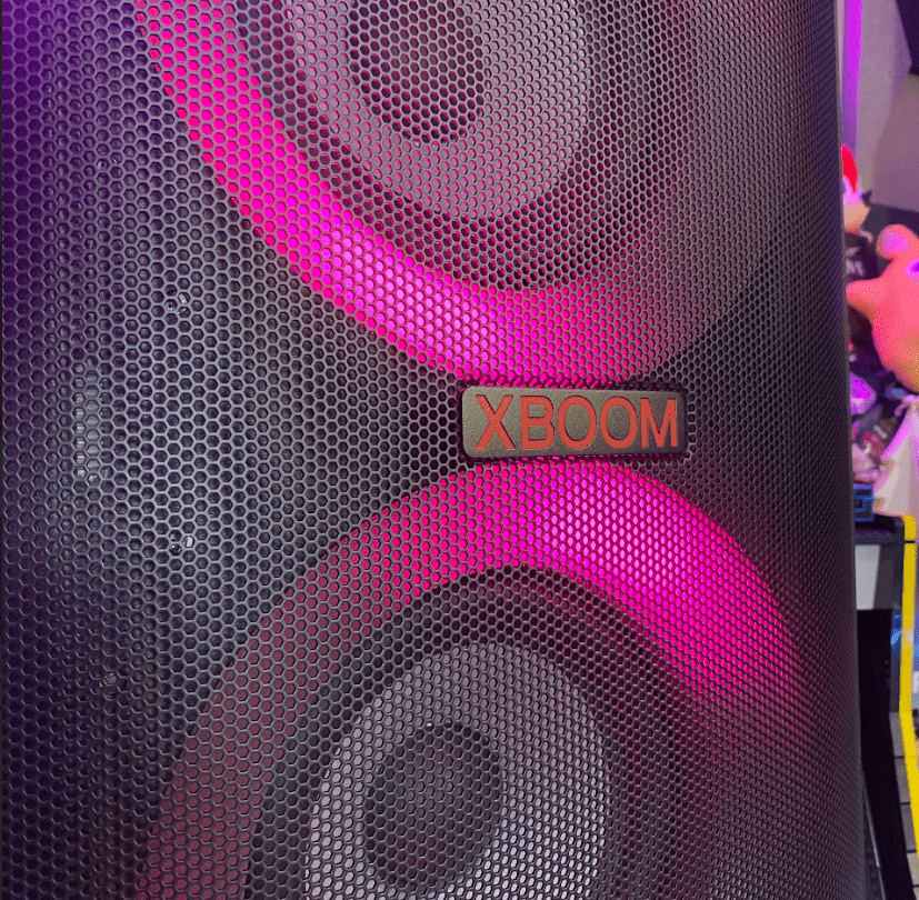 LG XBOOM XL9T 2