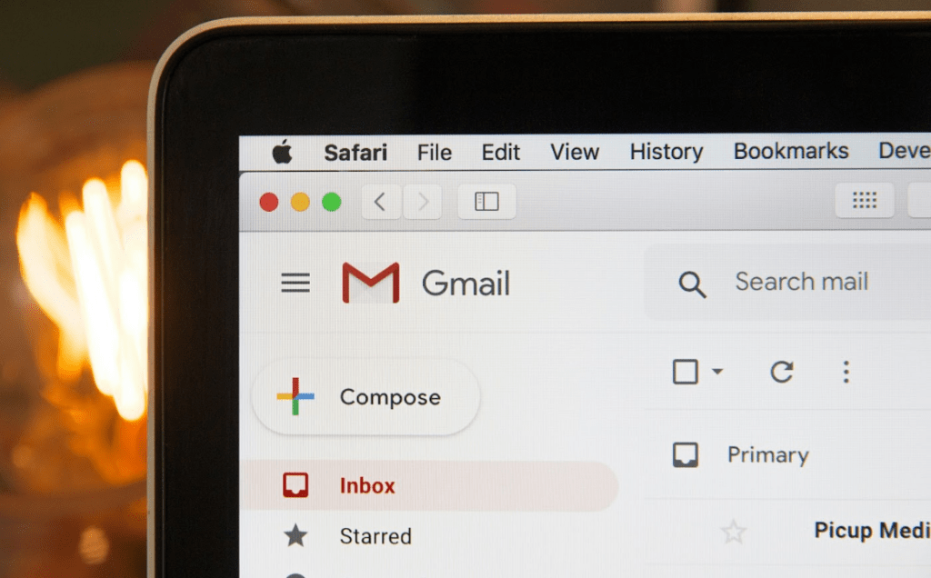 correos que distribuyen malware