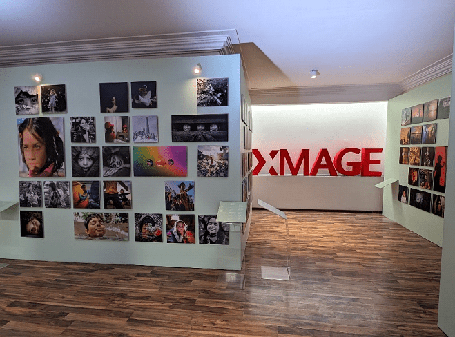 Image default
