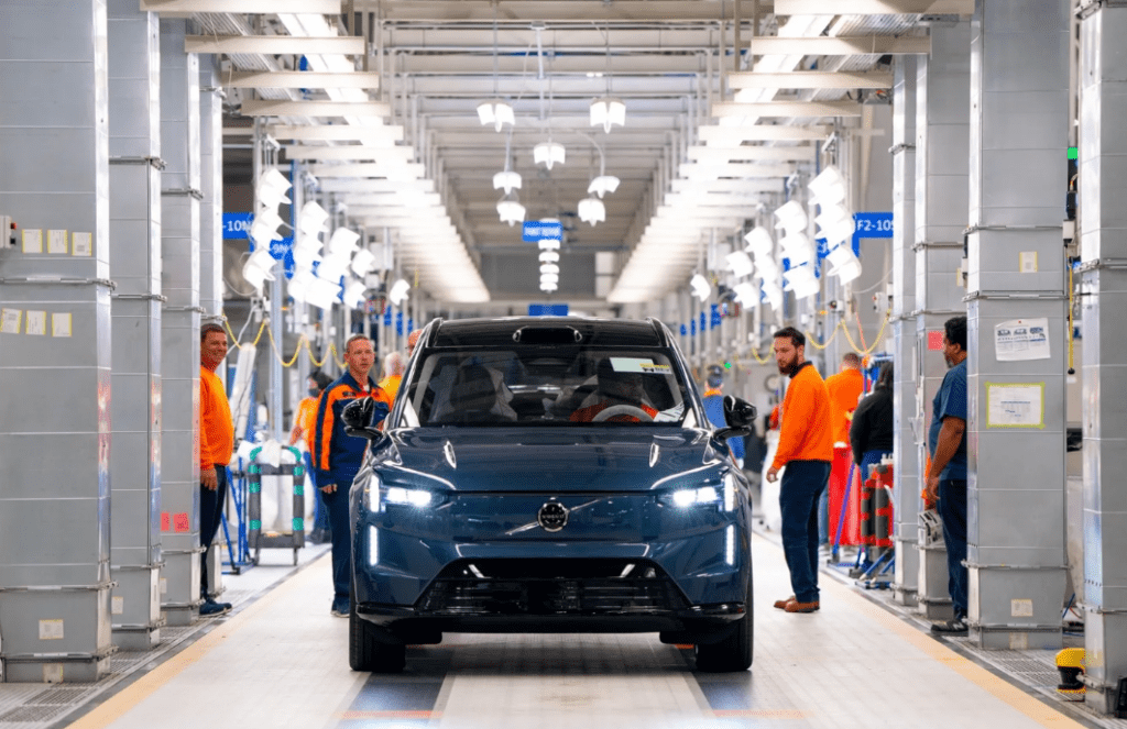 producción Volvo EX90