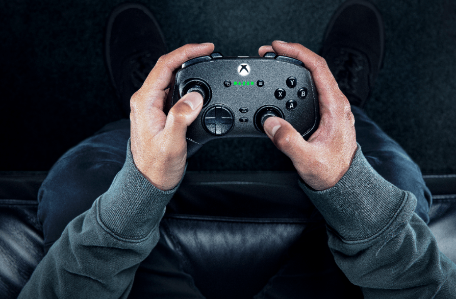 Razer Wolverine V3 Pro