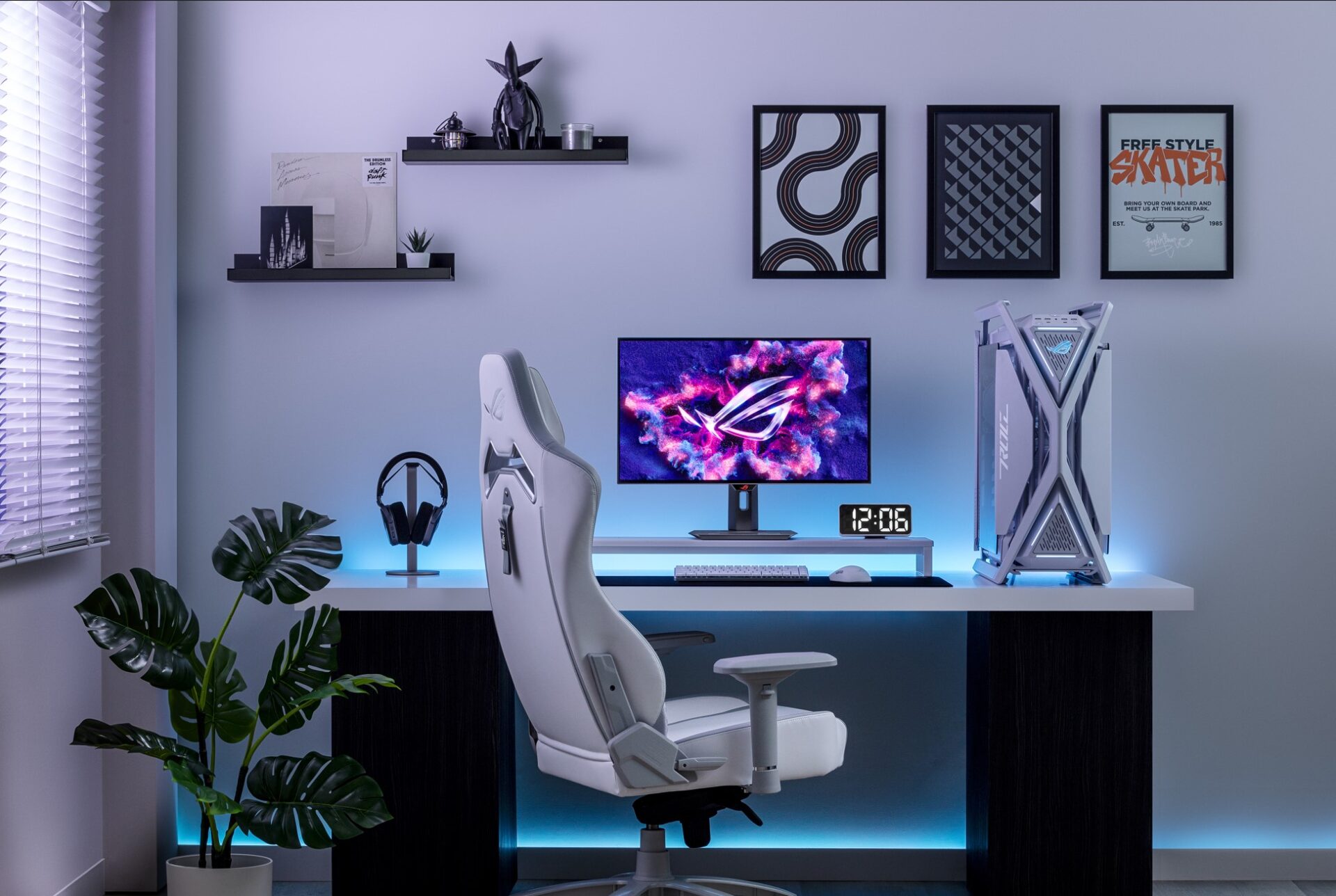 Image default