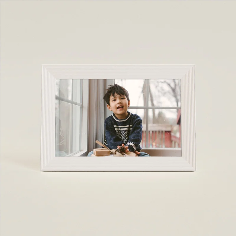 Image default