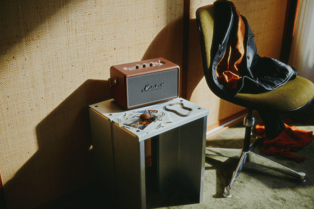 Marshall Kilburn III Brown 